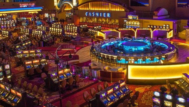 Pamper Casino کیسینو میں پوکر گیمز